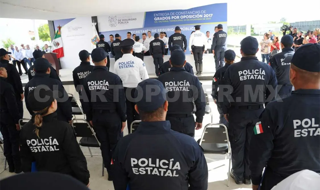 Pide López Obrador a gobernadores depurar policías