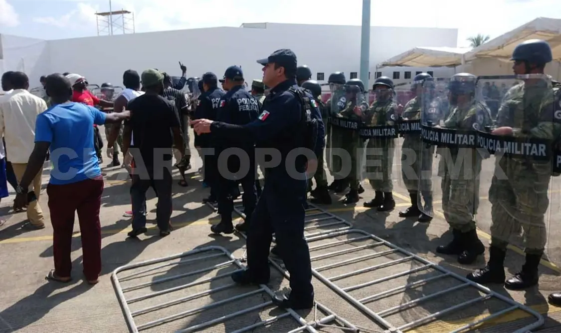 Impiden africanos instalar mesas de atención del Inami