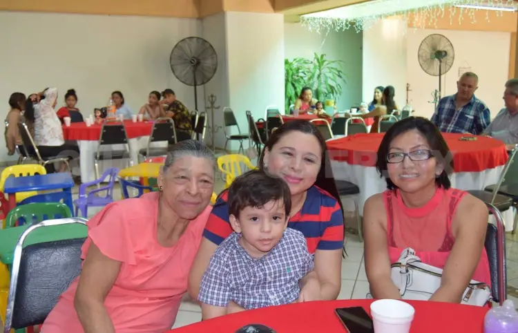 ¡Felicidades, Isabela!