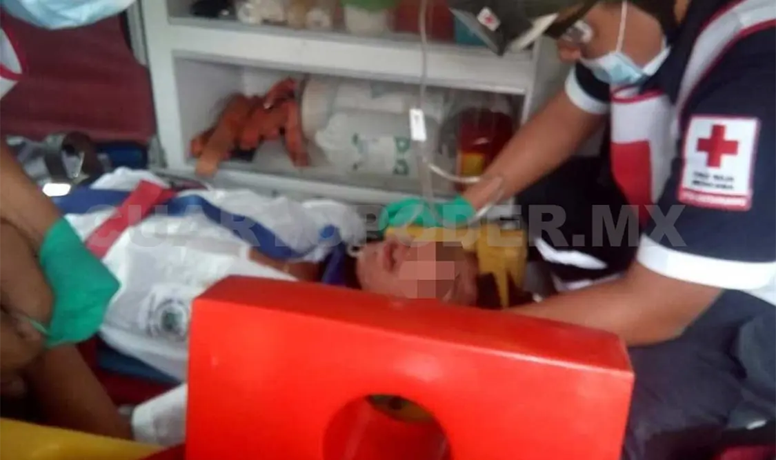 Estudiante en motocicleta arrollado por una Zafira