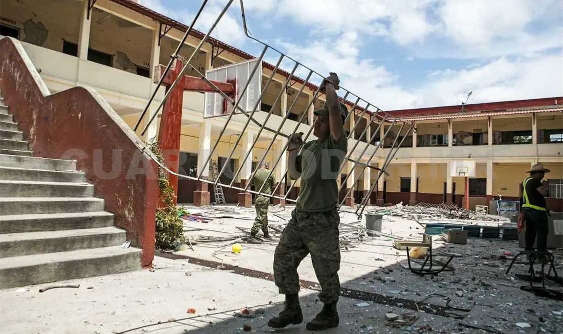 Denuncian que aún no han pagado a las constructoras para que reanuden las obras. Agencias
