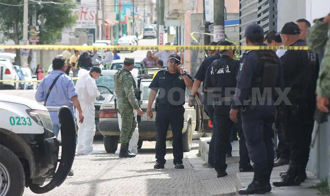 El violento asalto ocurrió ayer por la tarde sobre la 1ª calle Sur, entre 6ª y 7ª avenida Poniente, en el barrio Candelaria. Juan Orel / CP