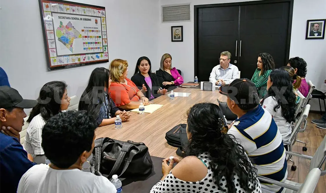 La Red de Familias Víctimas de Feminicidio señaló que es la primera vez que un funcionario de gobierno los escucha. CP