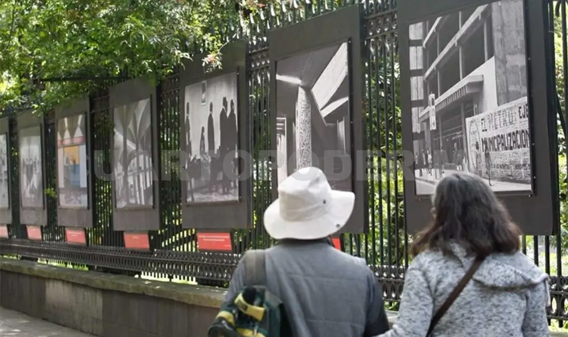 Las 50 fotografías que integran la muestra se encuentran en las rejas de Chapultepec. Cortesía