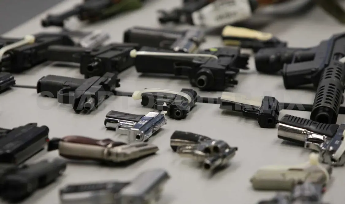 El 70% de las armas relacionadas con delitos en México, provienen de EU. Agencias