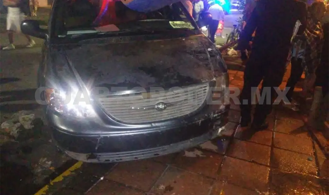 La conductora y su camioneta familiar quedaron a disposición del Ministerio Público. Rafael Victorio / CP