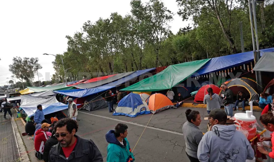 Acusan que CNTE dictó contenido de leyes