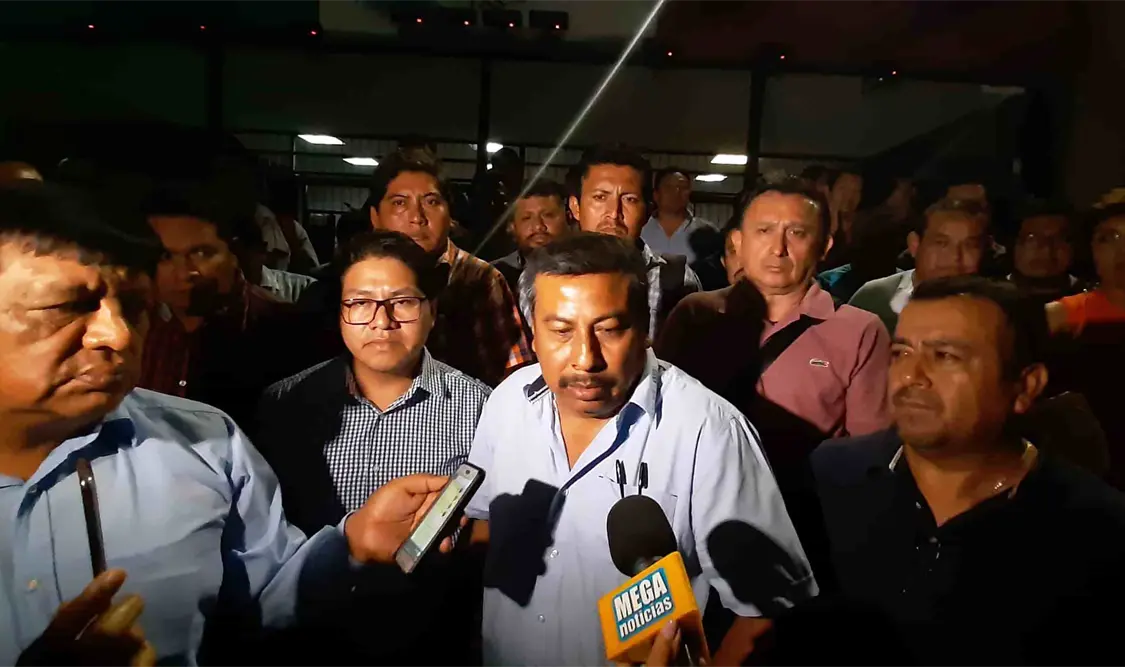 Los maestros informaron que todos los acuerdos van plasmados con la firma del presidente del país. Adolfo Abosaid / CP
