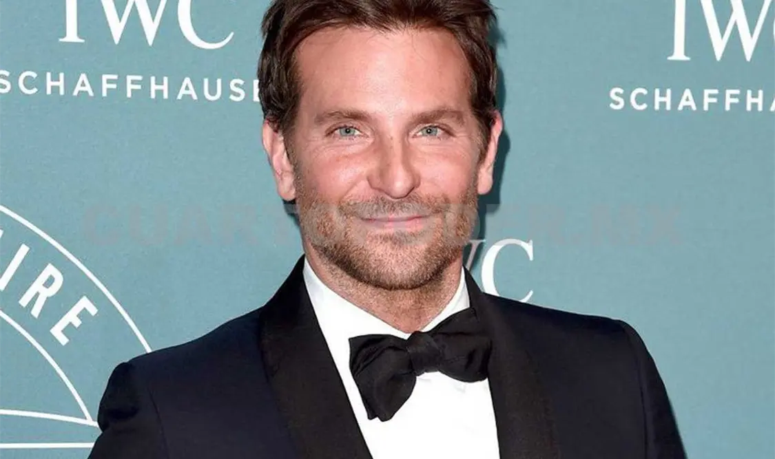 Bradley Cooper es visto en buena compañía