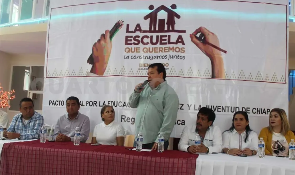 Participa Rosales Zuarth en pacto por la educación