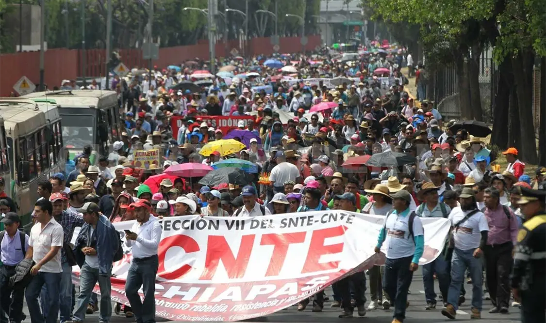 Suspensión de clases sigue latente