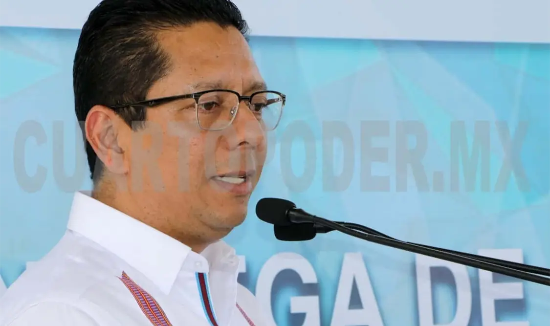 Llaven Abarca reconoció que el gobernador Rutilio Escandón tiene un serio compromiso con la juventud chiapaneca. CP