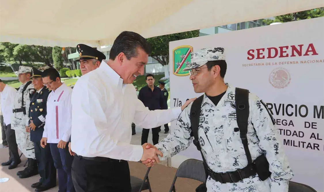 El gobernado reconoció a los jóvenes de Chiapas y Tabasco que transformaron su vida durante los tres meses de adiestramiento. CP
