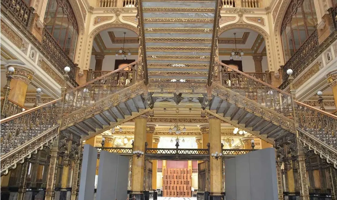 El Antiguo Palacio Postal fue otro de los recintos que resultaron afectados por los movimientos telúricos. Cortesía