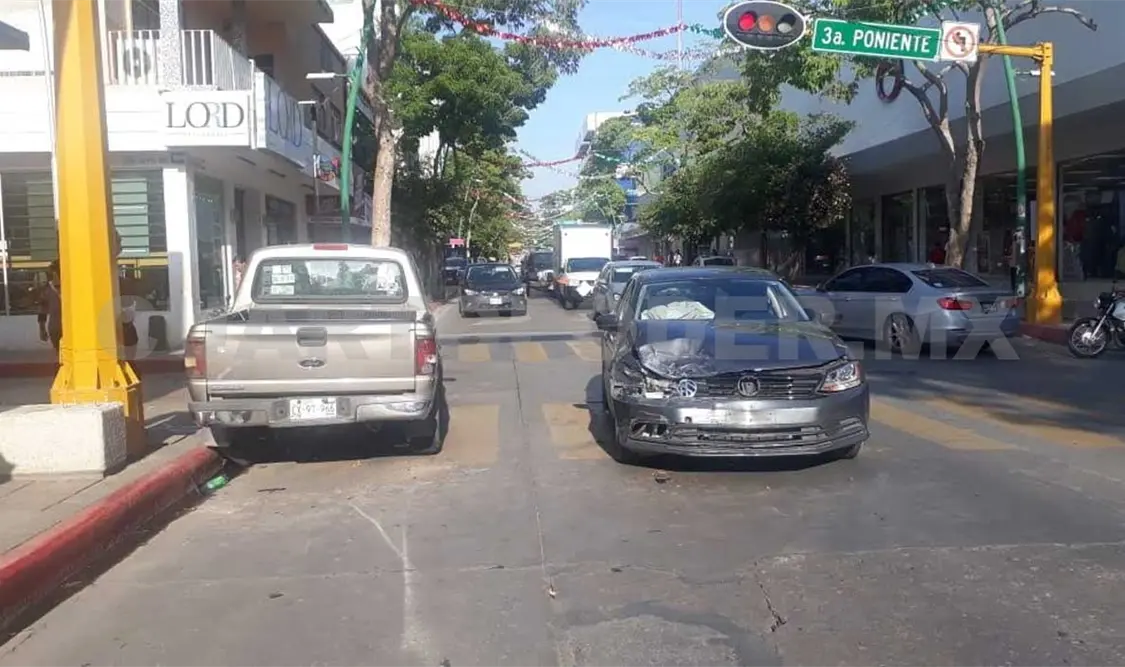 Cinco lesionados deja accidente de tránsito