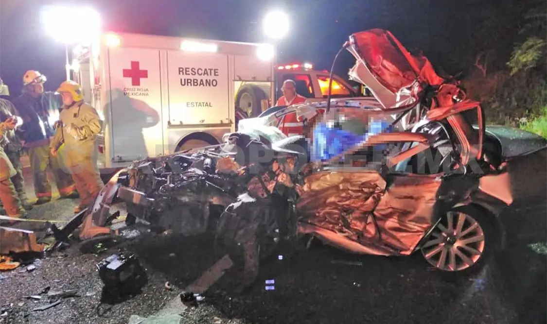Carreterazo deja 15 personas lesionadas