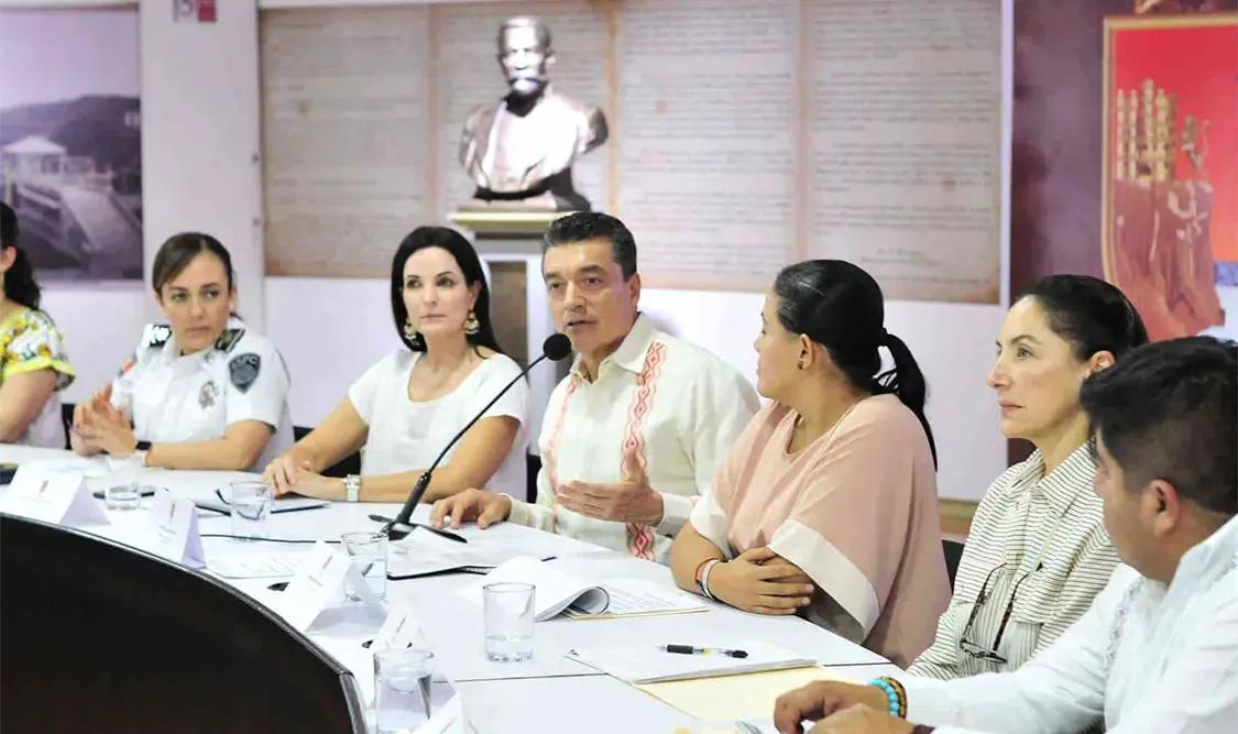 El gobernador encabezó la presentación del Programa de Acción Emergente por la Vida y la Seguridad de las Mujeres y Niñas en Chiapas. CP