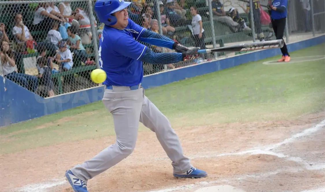 Apaches hace sonar sus tambores ante Azulejos