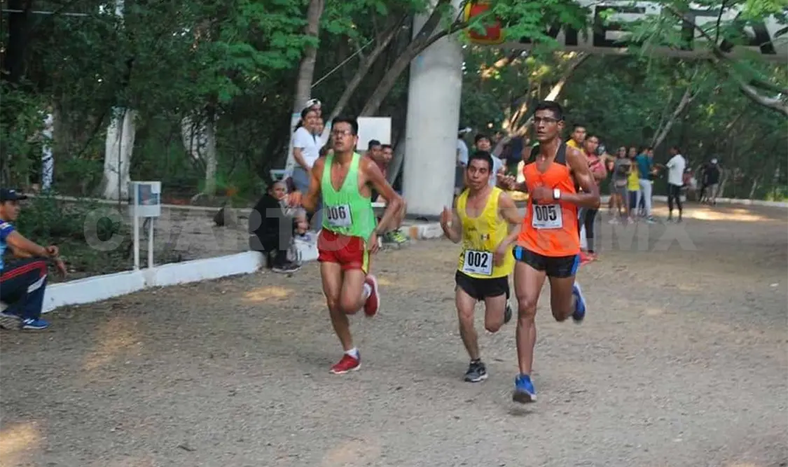 Celebran selecto Medio Maratón en el Fundamat
