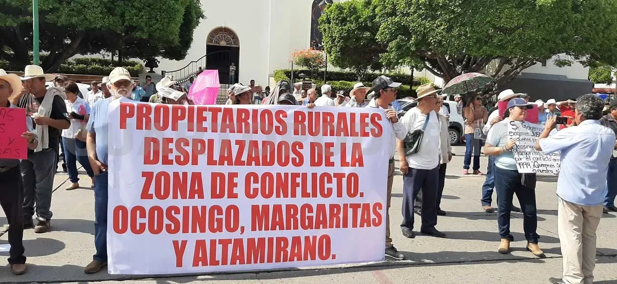 El EZLN invadió 441 predios, reclaman