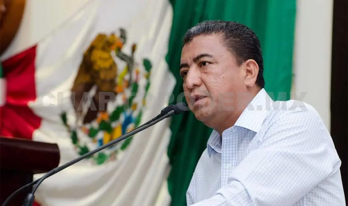 No vamos a “juguetear” la Constitución, dice diputado