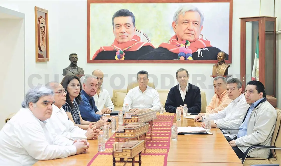 Escandón Cadenas reiteró su reconocimiento a la labor que las y los docentes realizan con gran vocación y compromiso. CP