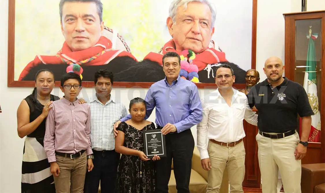 Expresa Escandón orgullo y admiración a Xóchitl Cruz