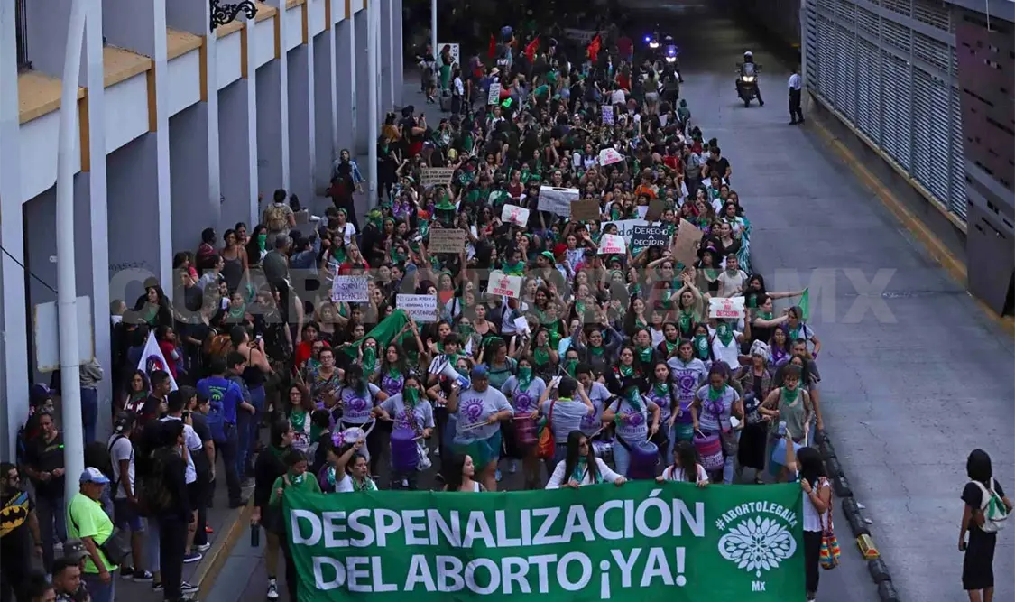 Buscan despenalizar aborto en todo el país