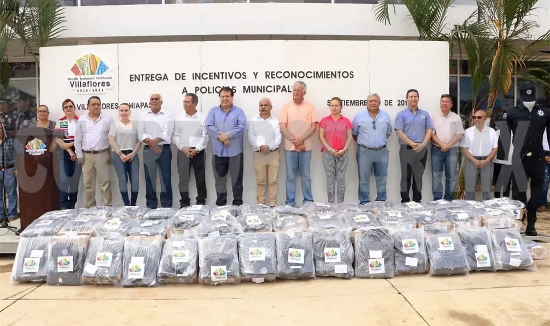 Comerciantes reconocen el trabajo del alcalde Mariano Rosales en materia de seguridad. Cortesía