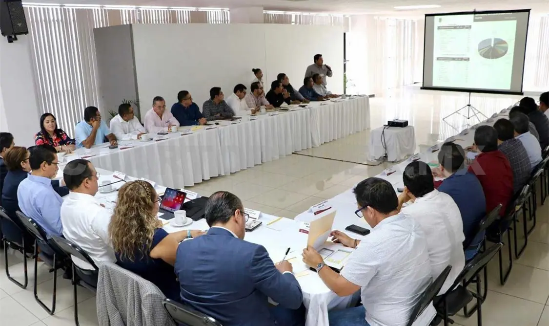 En reunión, destaca Llaven recuperación de predios