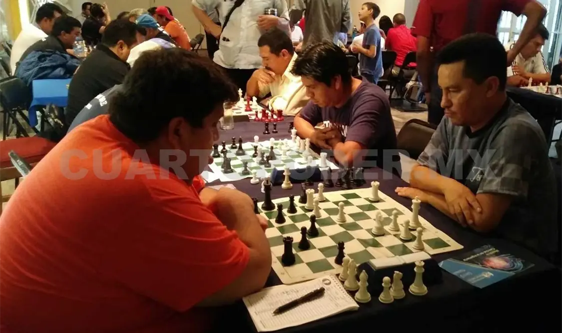 Celebraron último evento del mes patrio