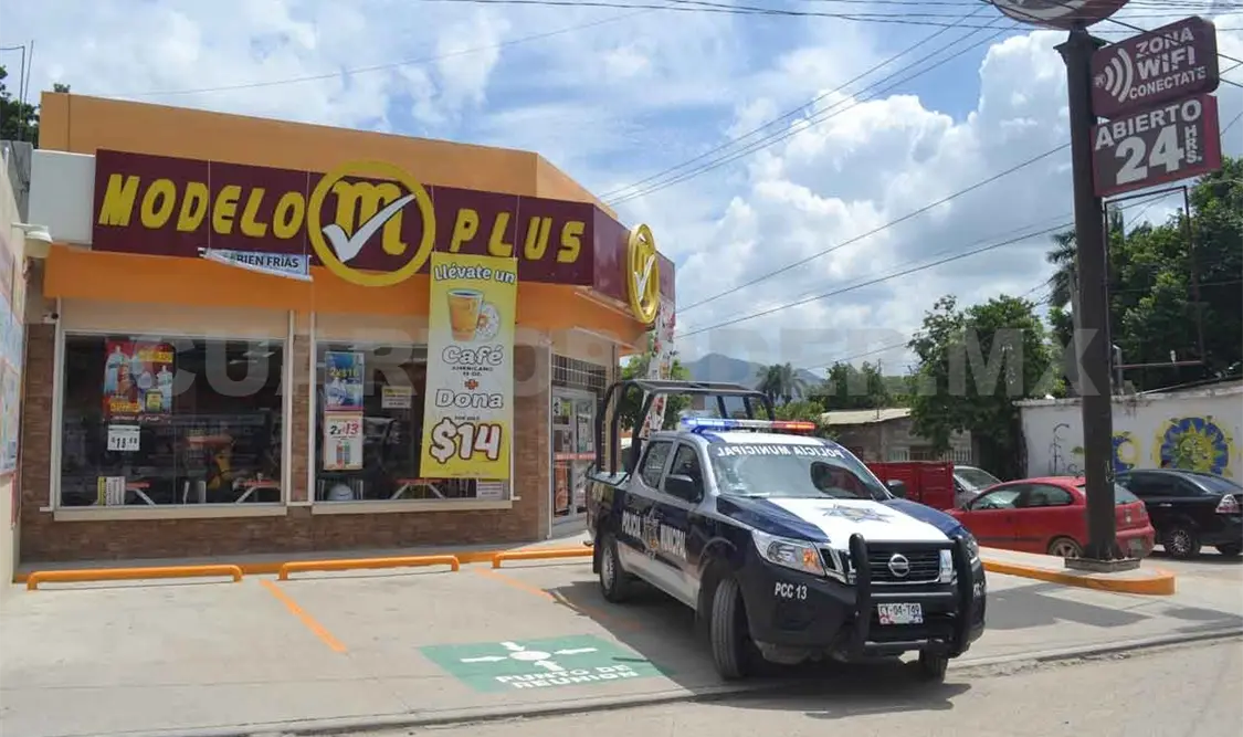 Acuchillan a hombre en presunto asalto