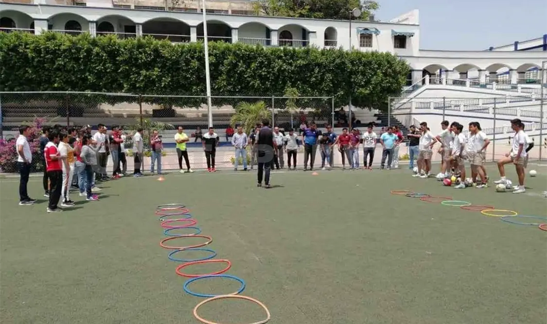Concluyen festejos de la Secundaria del Estado