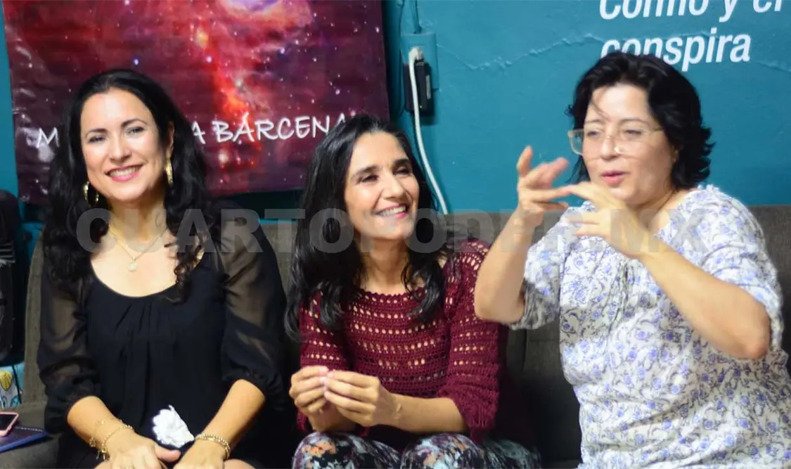 La presentación del libro se llevó a cabo en la Galería Disner. Darwin Mendoza