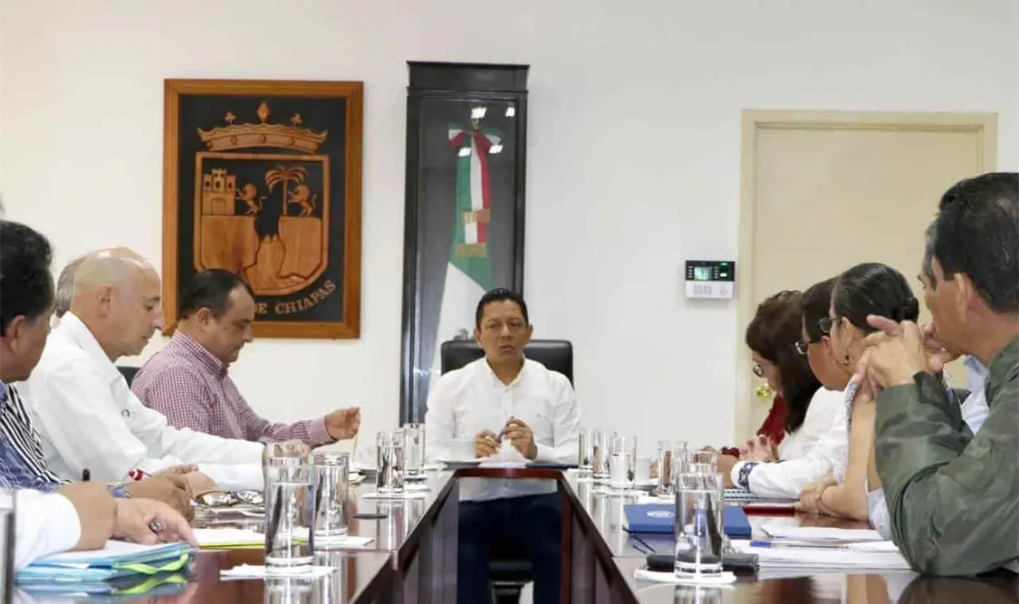 Llaven Abarca señaló que en la actual administración hay un firme compromiso de atender las demandas añejas de la ciudadanía. CP