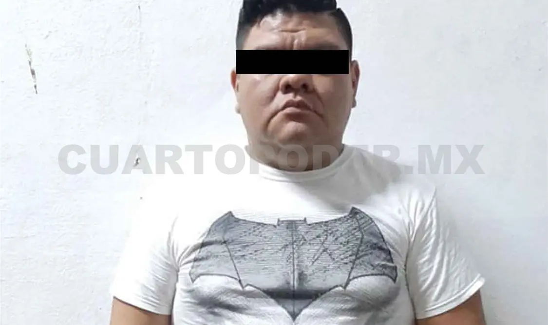 Empleado de SRE es detenido por extorsión