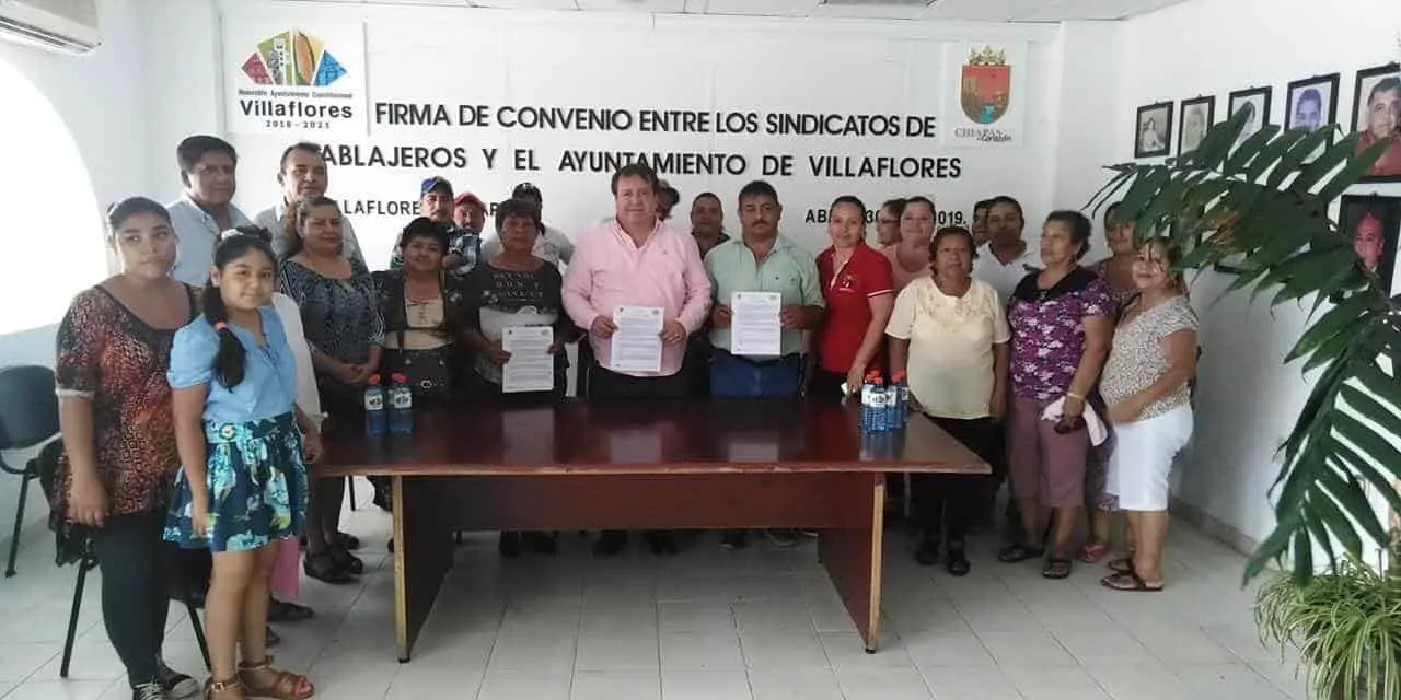 Tablajeros respaldan al alcalde Mariano Rosales Zuart. Cortesía