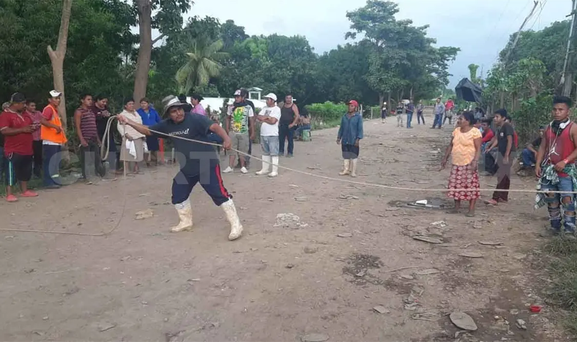 Bloquean acceso al basurero municipal