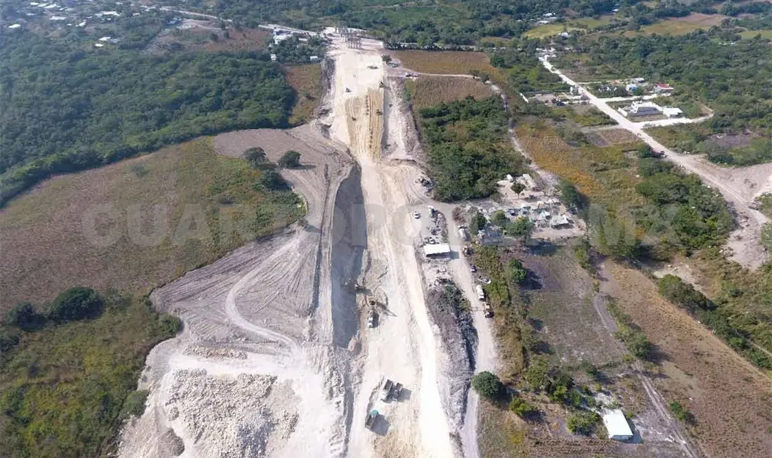 Anuncian proyecto carretero ambicioso