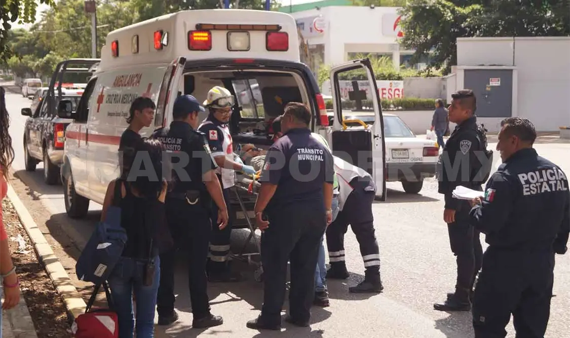 Niño es arrollado por auto desconocido