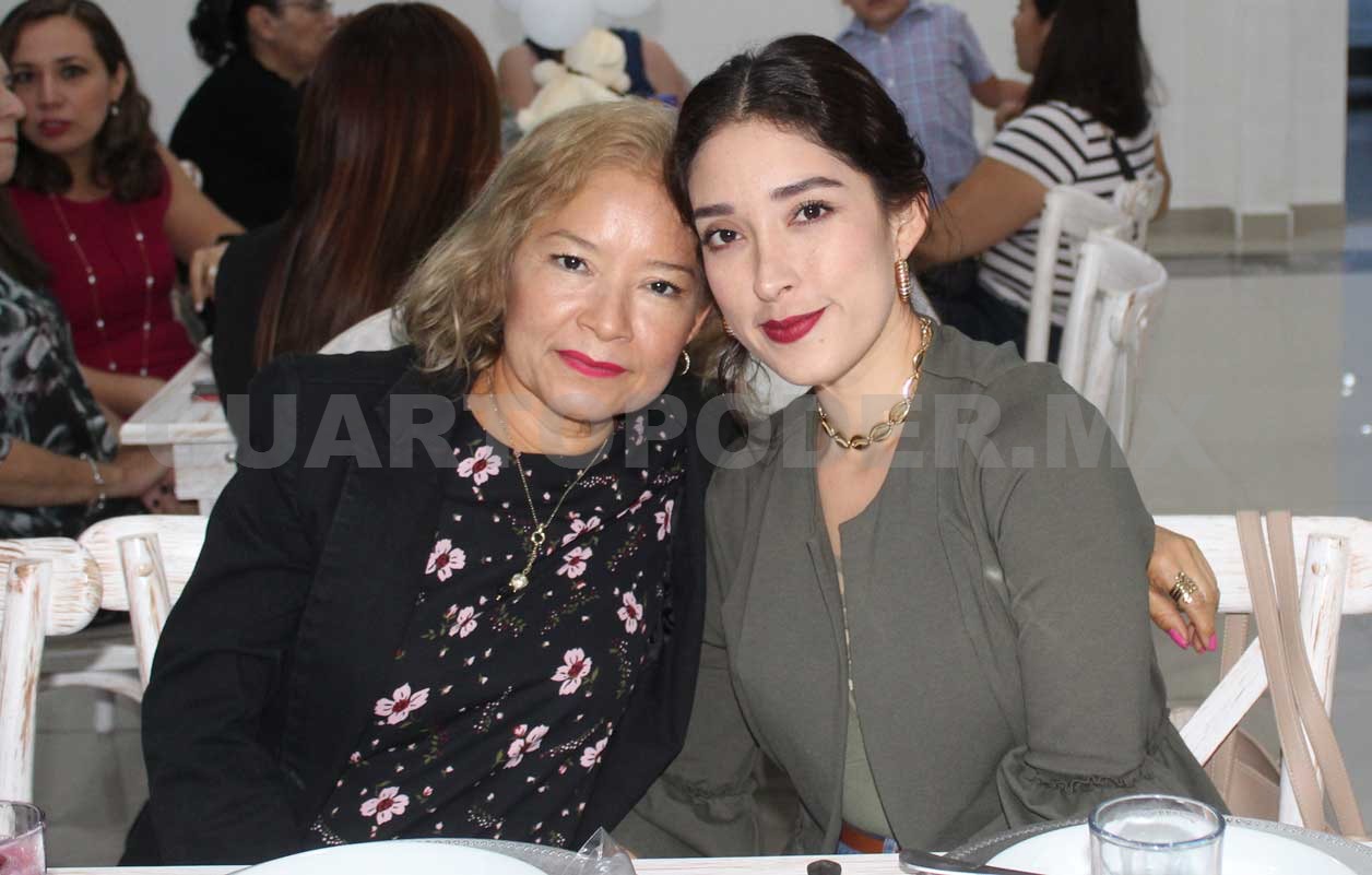 Rocío en espera de Samuel Eliám