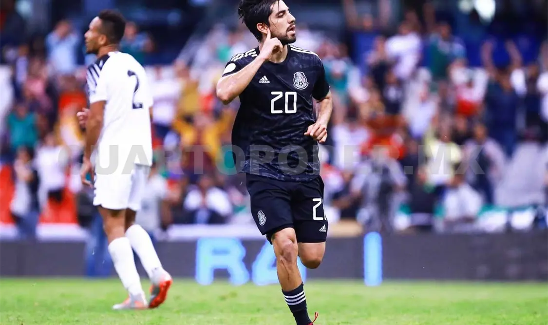 México vence 3-1 a Panamá