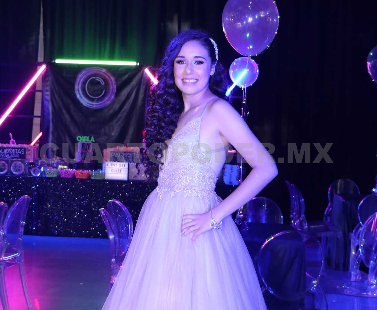 Fiesta neón para Carla
