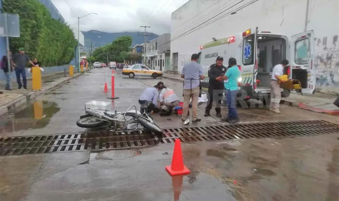 Motociclista es embestido por vehículo “fantasma”