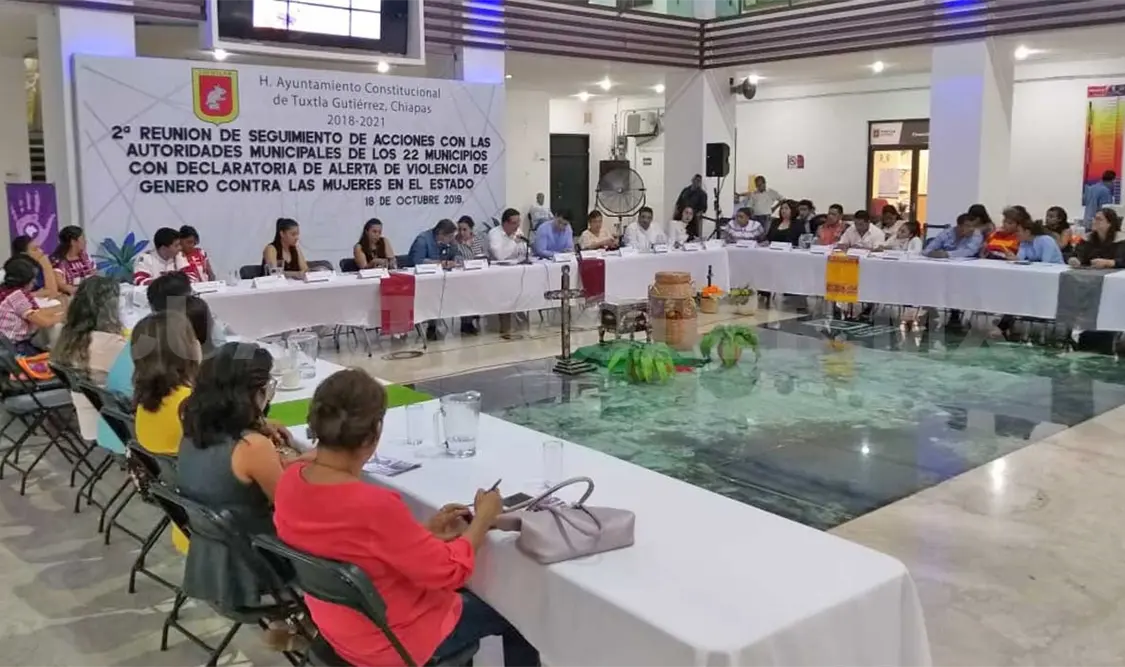 Los Ayuntamientos se reúnen periódicamente para analizar los avances obtenidos en el combate contra la violencia hacia las mujeres. William Chacón / CP