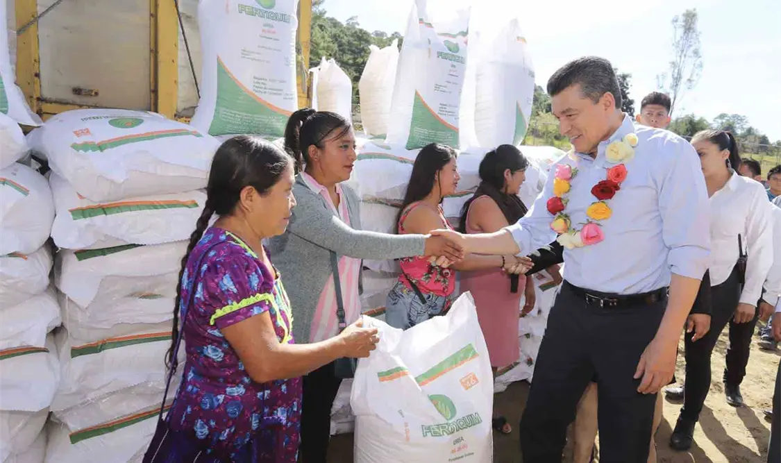 El gobernador Rutilio Escandón reiteró su compromiso de seguir abonando al progreso de las comunidades productivas de la entidad. CP