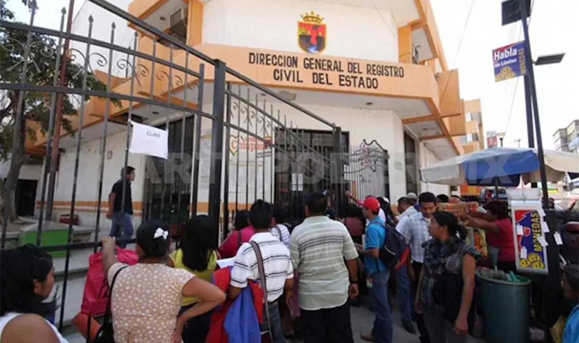 Denuncian despidos injustificados en Registro Civil