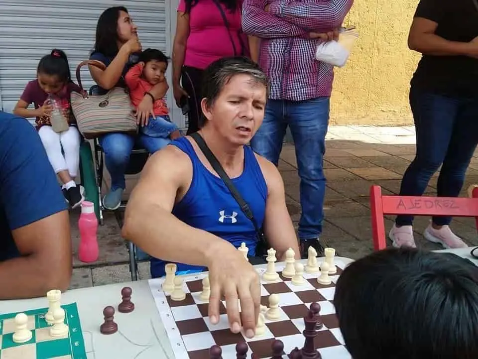 Podrán participar personas de todas las edades y el sistema de competencia será suizo a cinco rondas con un ritmo de juego de 15 minutos. Cortesía