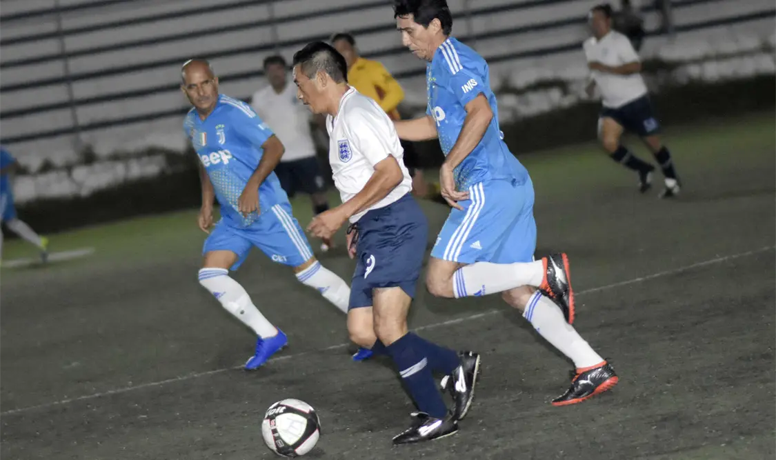 Sin tiempo a equivocarse, los equipos que disputarán las finales, deberán salir bien concentrados al terreno de juego. Guillermo Ramos/CP