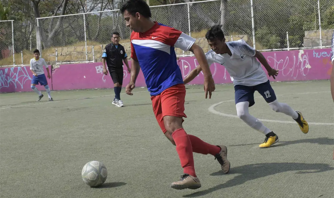 La cancha de futbol rápido del Parque de Oriente Pañuelo Rojo, albergará los cuatro encuentros programados para esta jornada. Guillermo Ramos/CP